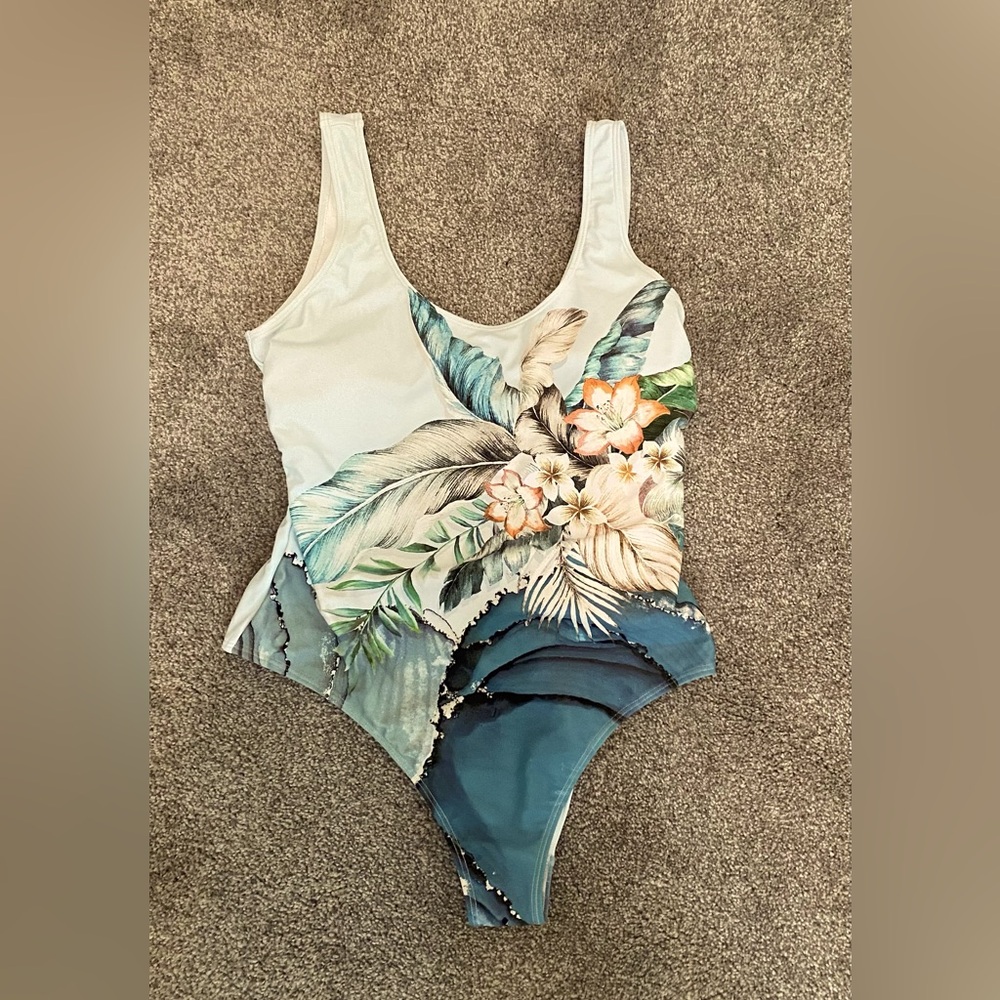 Cupshe new women’s one piece swimsuit